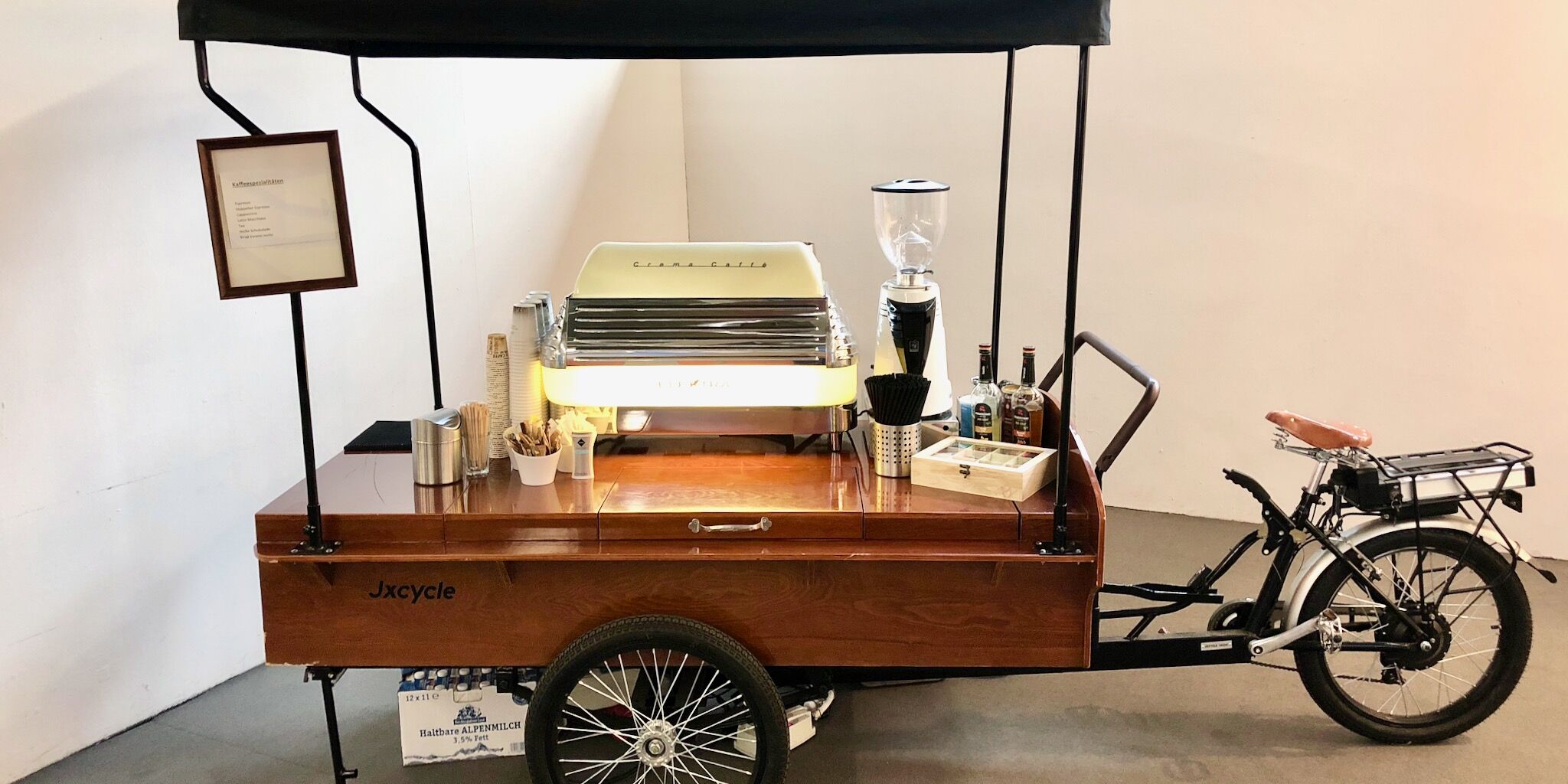 Mobile Kaffeebar Mieten München – Kaffee-Rad Und Barista Für Events