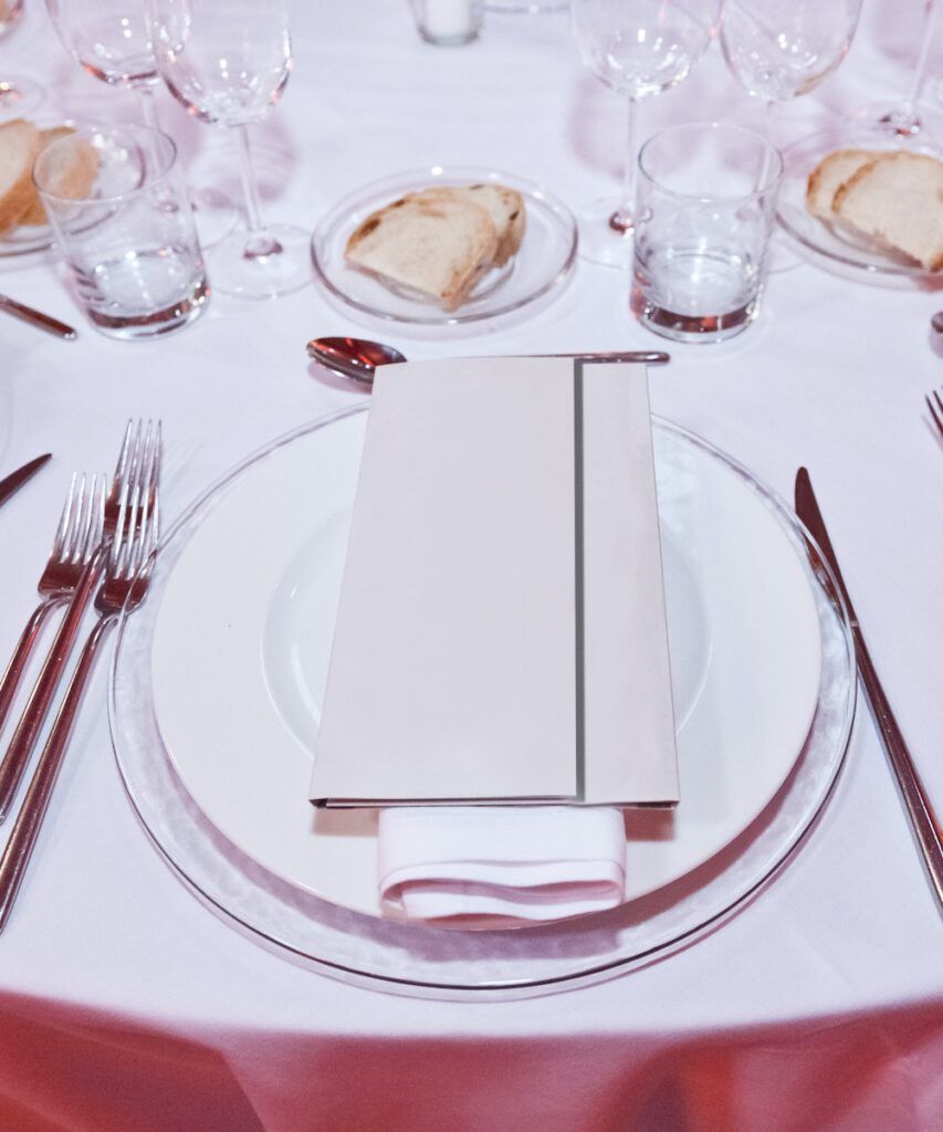 Equipment & Mobiliar 1 Tisch Gedeck Event Messe 503102843 3